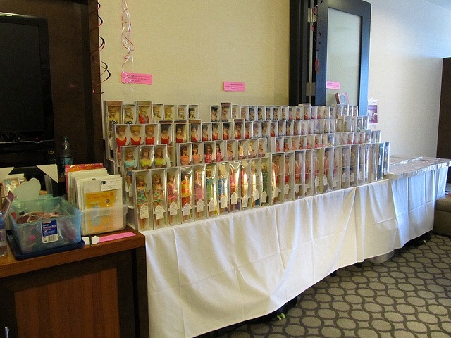 7531587552_13c56cc00f_z