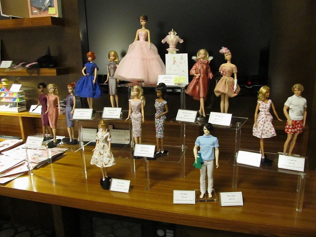 7533351270_183d74a093_z