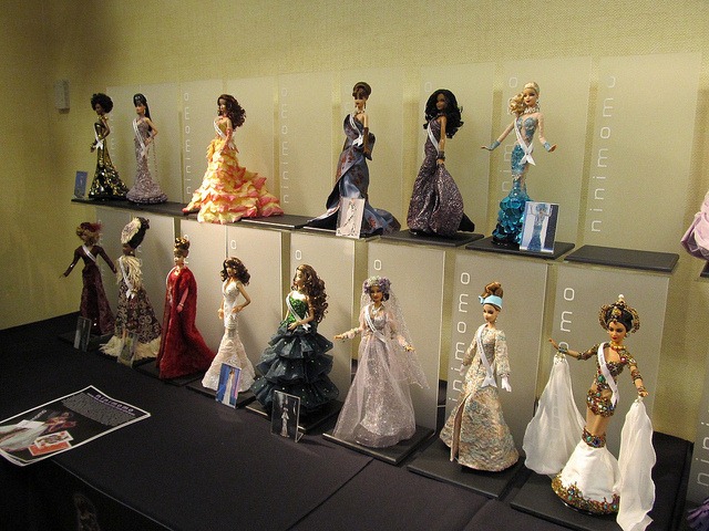 7548362496_c1647f4172_z