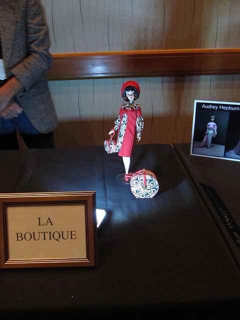 7557086720_51e9244697_z