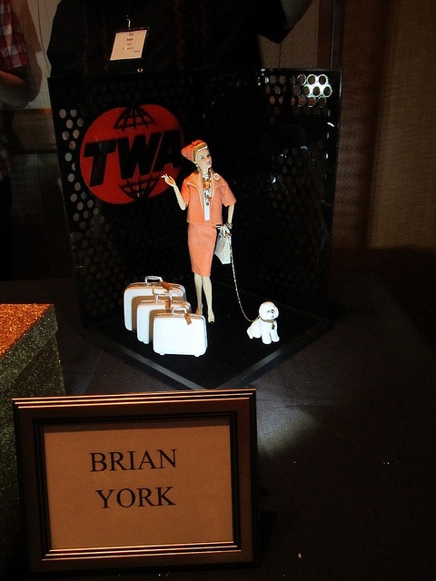 7557090214_55c17b0b95_z