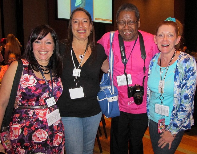 7557106928_b208ae74a5_z