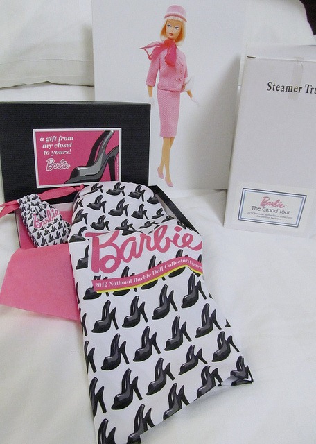 7562255316_ff01169227_z