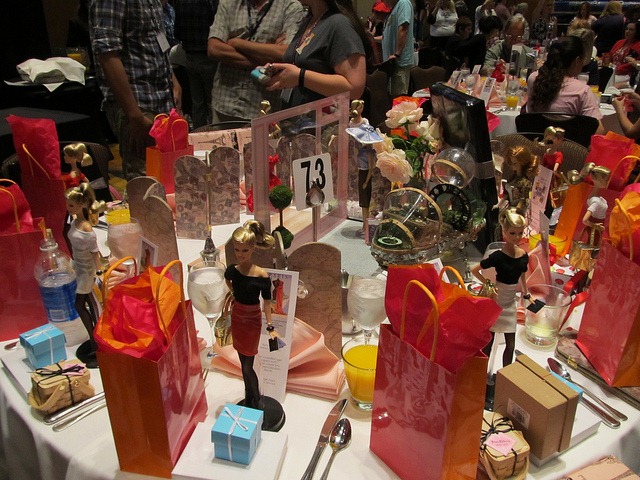 7565020944_1b73926e28_z