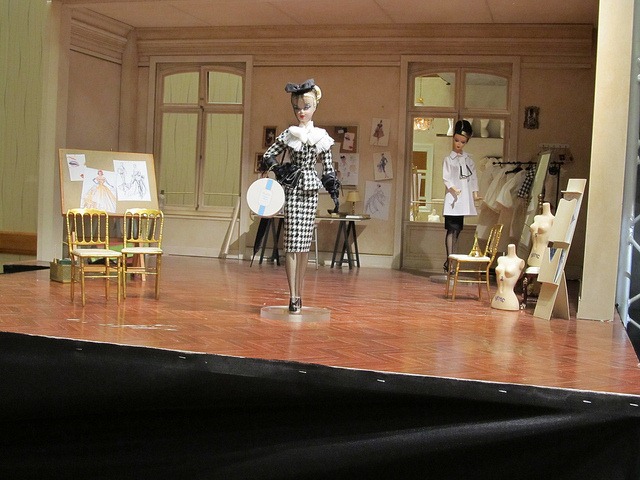 7565073042_4a9f19604e_z