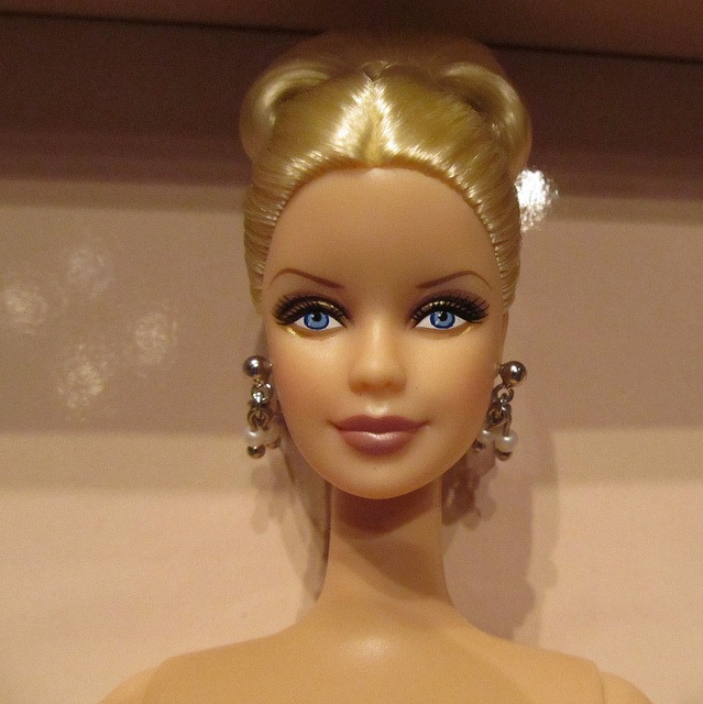 7572532162_b66c94cda1_z