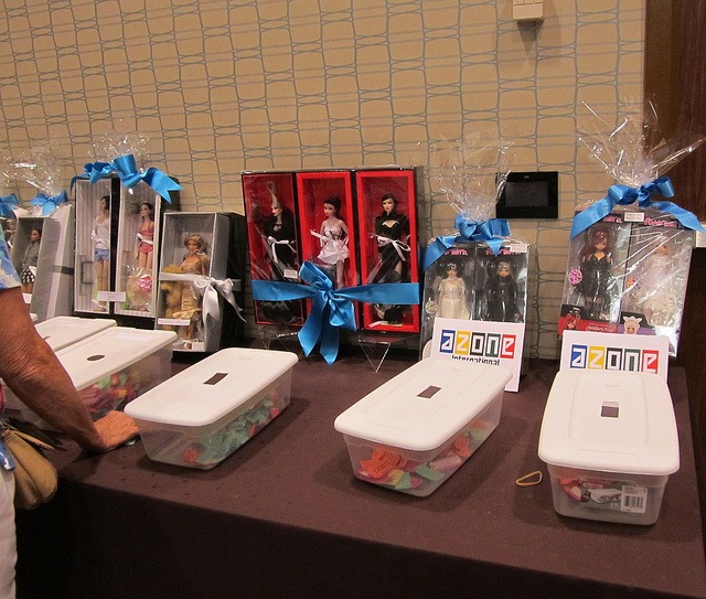 8033508032_c284846a2b_z