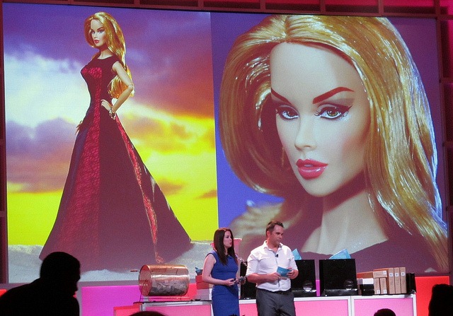 8037423762_bd8b52c97a_z