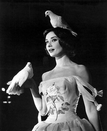Audrey Hepburn in funny face dove 2
