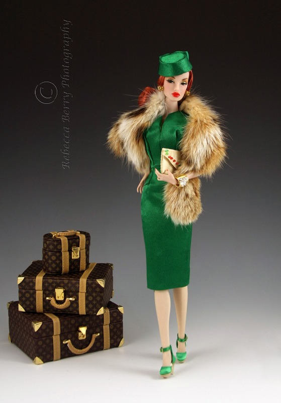 Fashion Royalty Monogram “Exaggeration” | Inside the Fashion Doll