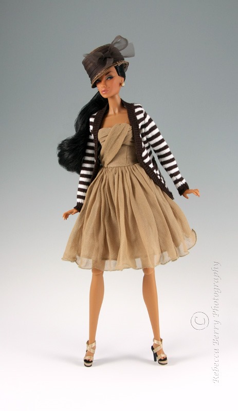 Fashion Royalty Monogram “Exaggeration” | Inside the Fashion Doll