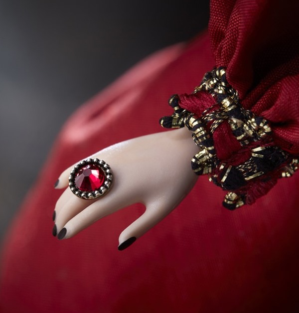 Haunted Beauty Vampire Barbie 2