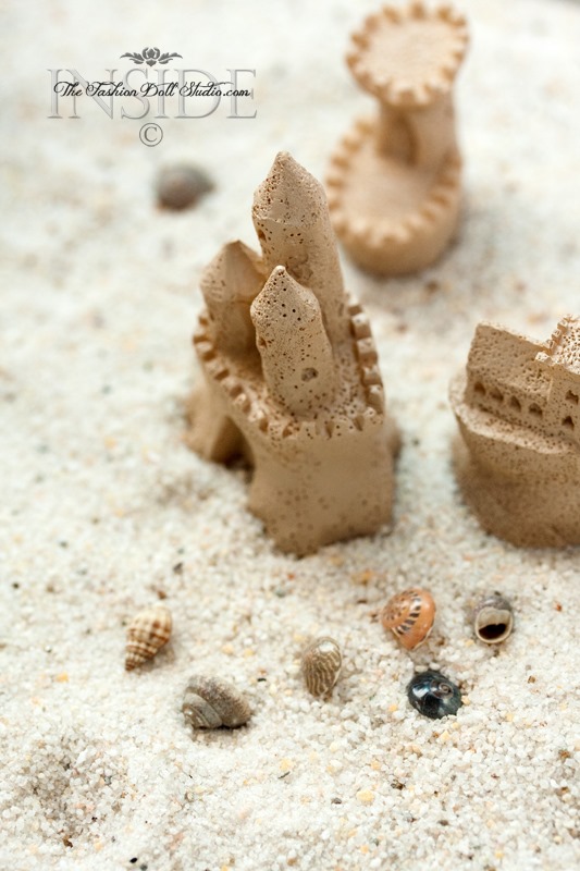 © 2015 Inside The Fashion Doll Studio