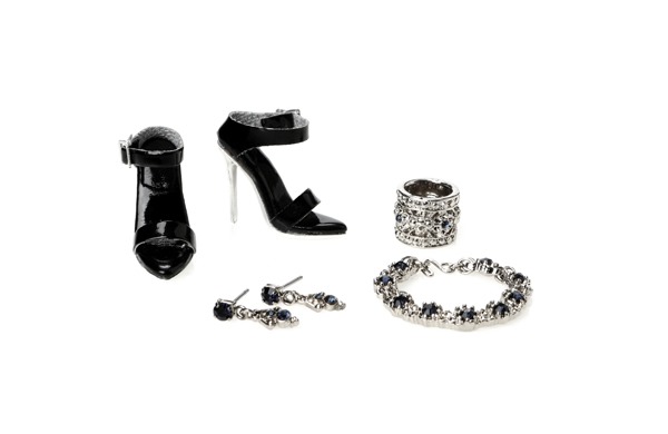 ©2015 Integrity Toys, Inc. 