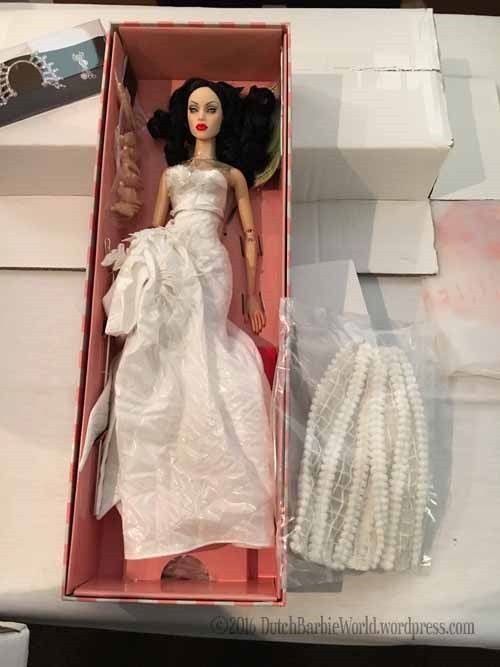 ©2016 Dutch Barbie World