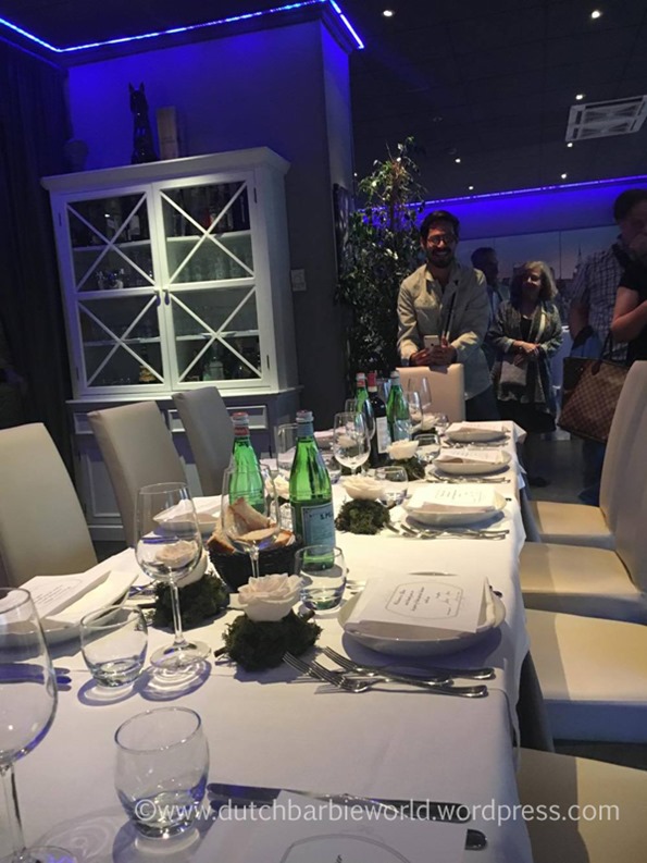 ©2016 Dutch Barbie World