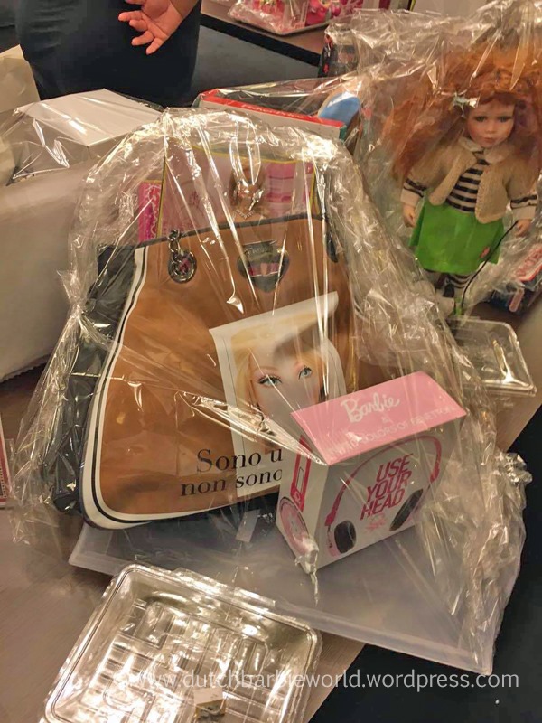 ©2016 Dutch Barbie World