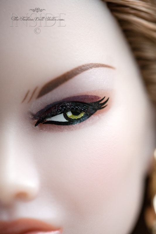©2016 Inside The Fashion Doll Studio - Emerging Rebel Kyori-Will The Eyes have It?