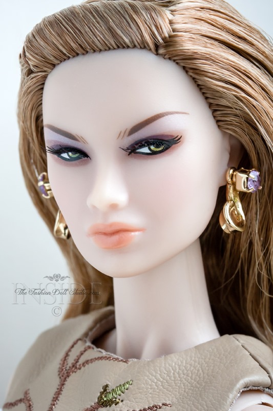 ©2016 Inside The Fashion Doll Studio - Emerging Rebel Kyori-Will The Eyes have It?