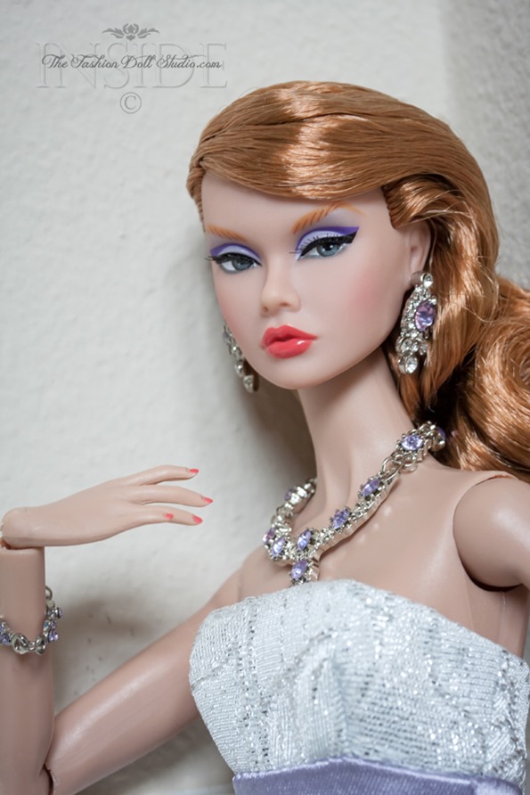 ©2016 Inside The Fashion Doll Studio-Magnifique is Fantastique