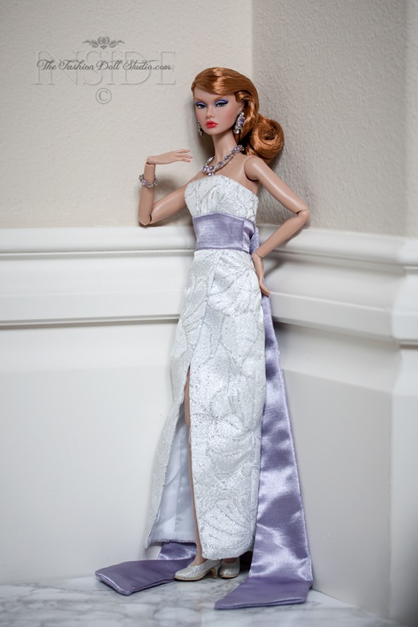 ©2016 Inside The Fashion Doll Studio-Magnifique is Fantastique