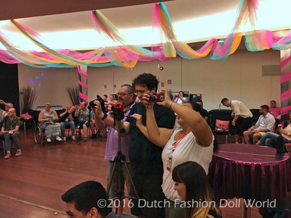 ©2016 Dutch Fashion Doll World