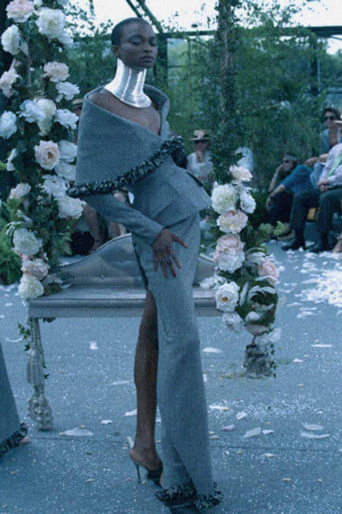 CHRISTIAN DIOR: 97/98 AUTUMN WINTER HAUTE COUTURE | Inside the