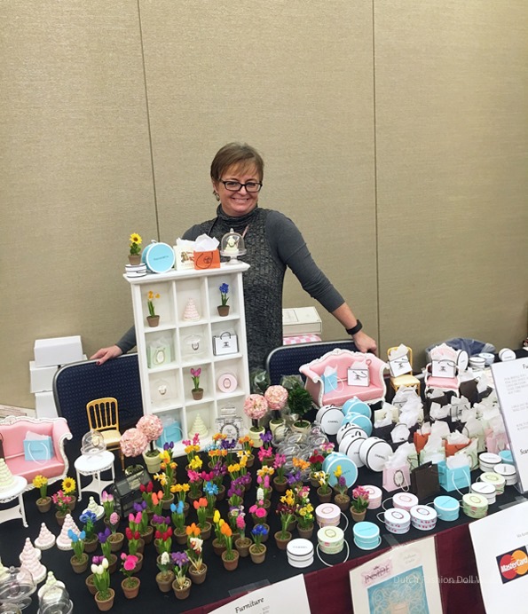 ©2017 Dutch Fashion Doll World