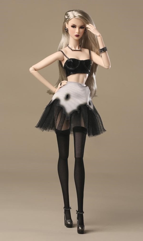 ©2017 Integrity Toys, Inc. Smoke and Mirrors Lilith