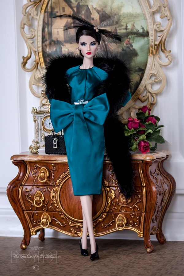 ©2017 Inside The Fashion doll Studio - A Little Glamou