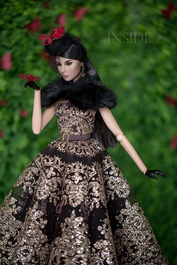 ©2017 Inside The Fashion doll Studio - Mademoiselle Papillon Rouge