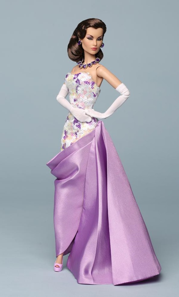 © 2017 Integrity Toy Inc.-Glittering Gala Evelyn Weaverton