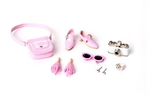 ©2017 Integrity Toys, Inc.-Downtown Poppy Parker 