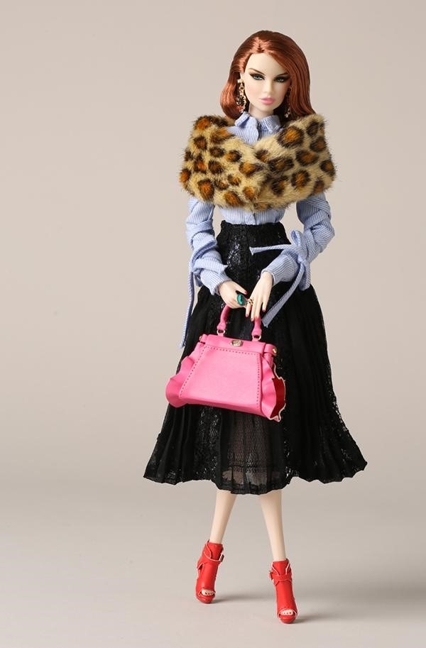 ©2017 Integrity Toys Inc. Sophistiquée Vanessa Perrin™ 