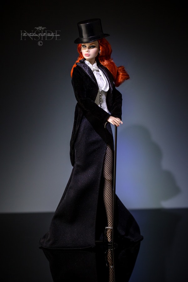 ©2017 Inside The Fashion Doll Studio - Champagne anyone?