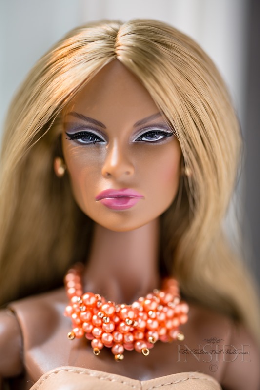 ©2017 Inside The Fashion Doll Studio - Coquettish in the Sunshine