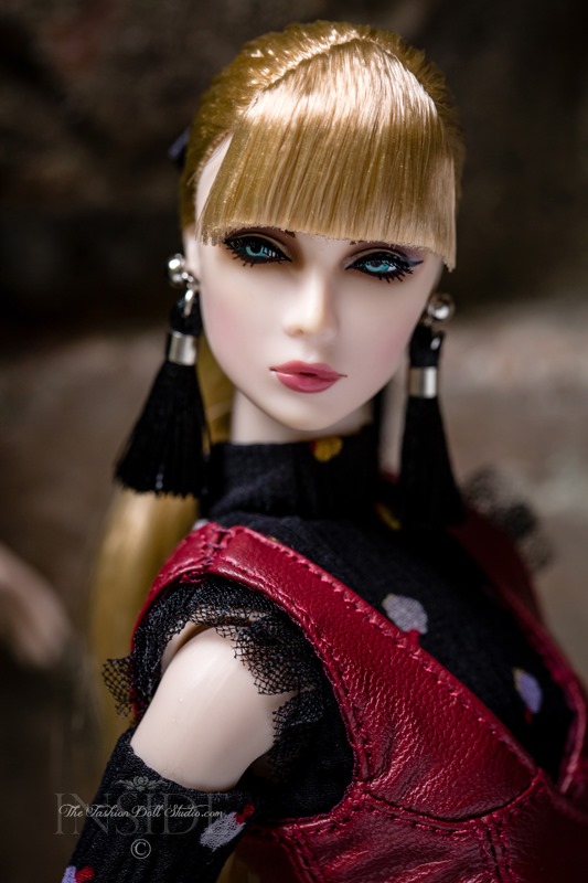 ©2017 Inside The Fashion Doll Studio-Poetic Beauty Enters the Studio