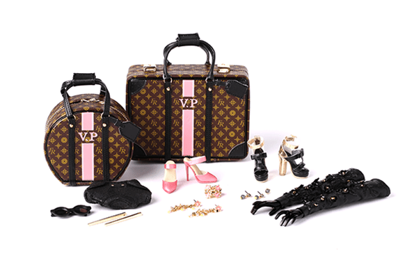 ©2017 Integrity Toys Inc.-Fame and Fortune Vanessa