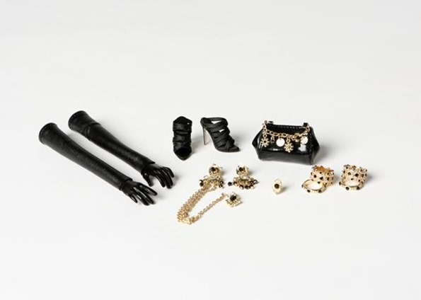 ©2018 Integrity Toys, Inc.-2018 Fashion Royalty Sacred Lotus Collection-Devotion Agnes Von Weiss