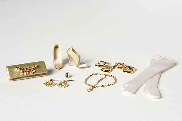 ©2018 Integrity Toys, Inc.-2018 Fashion Royalty Sacred Lotus Collection-Divinity Isha Kalpana Narayanan