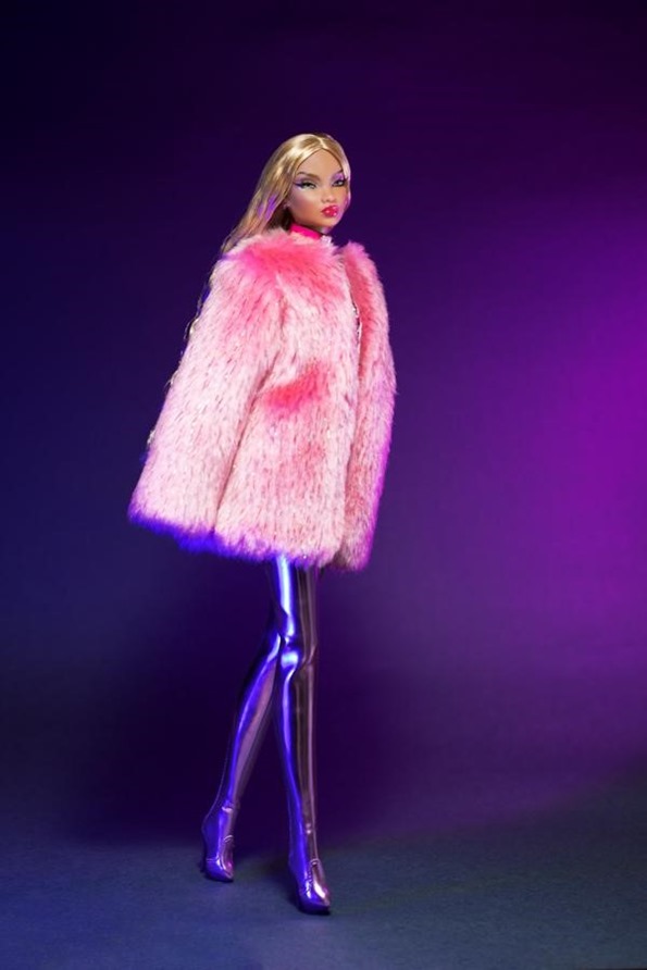 ©2018 Integrity Toys Inc., Nu.Face Counter-Culture Collection-Supernova Colette Duranger