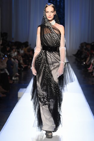 ©2017 Vogue-JPG 2017 Fall Couture 