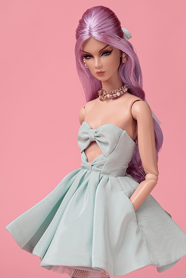 ©2019 Integrity Toys Inc. - Mademoiselle Eden WClub exclusive