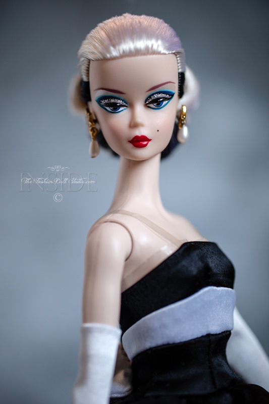 ©2019 ITFDS- Black and White Forever Barbie