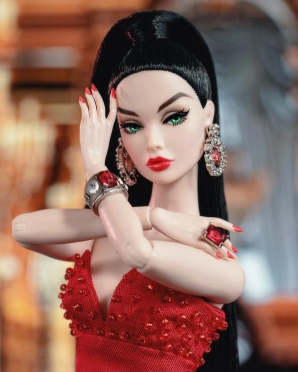 ©2020 Integrity Toys - Sizzling in Paris Poppy Parker