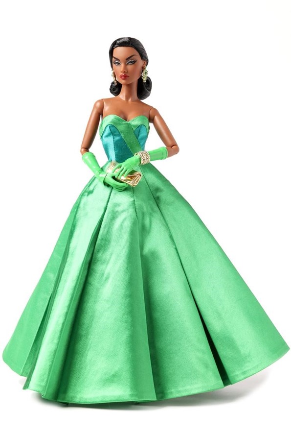 ©2020 Integrity Toys Merry & Bright Della Roux 